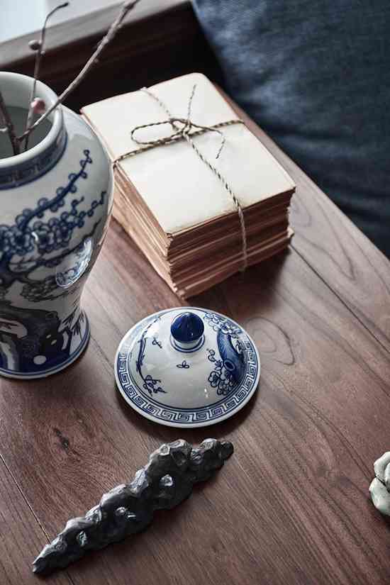 原木家具+水墨元素，完美打造170㎡新中式家居，看一眼就會(huì)愛上！