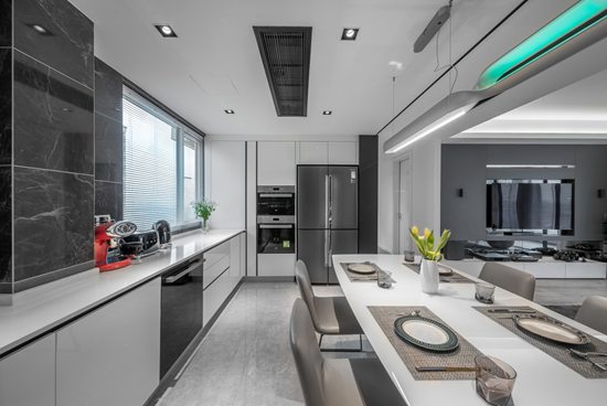 想要一套現(xiàn)代簡約的親密家居住宅？147㎡動靜分區(qū)大開間，客餐一體+開放式書房，互動起來很簡單